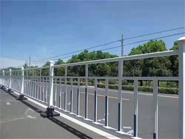 不鏽鋼（gāng）欄杆