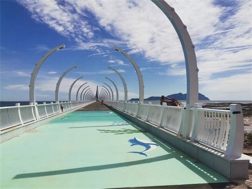 橋梁防撞欄杆使用期限多久？